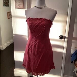 Selfie Leslie Strapless Ruffled Mini Dress in Rose